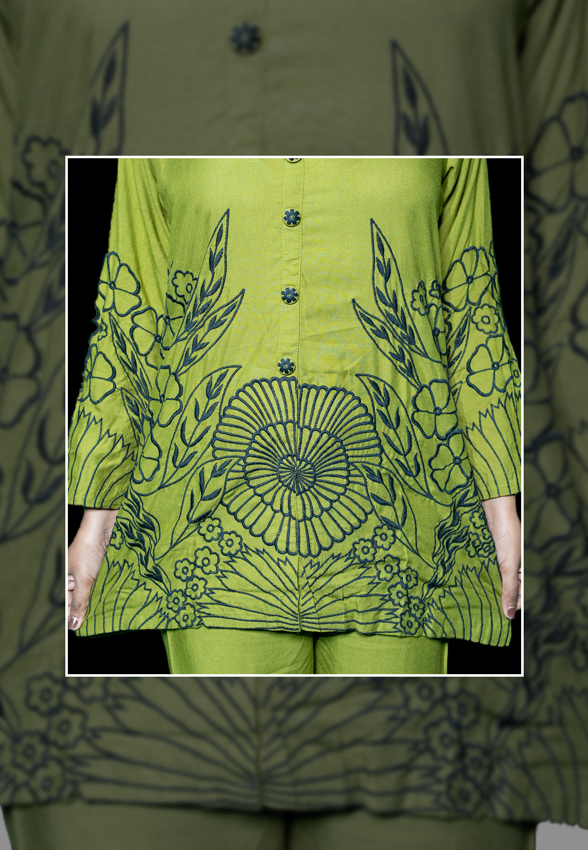VAMIKA COLLARED HEAVY RAYON READYMADE WESTERN CORD SET