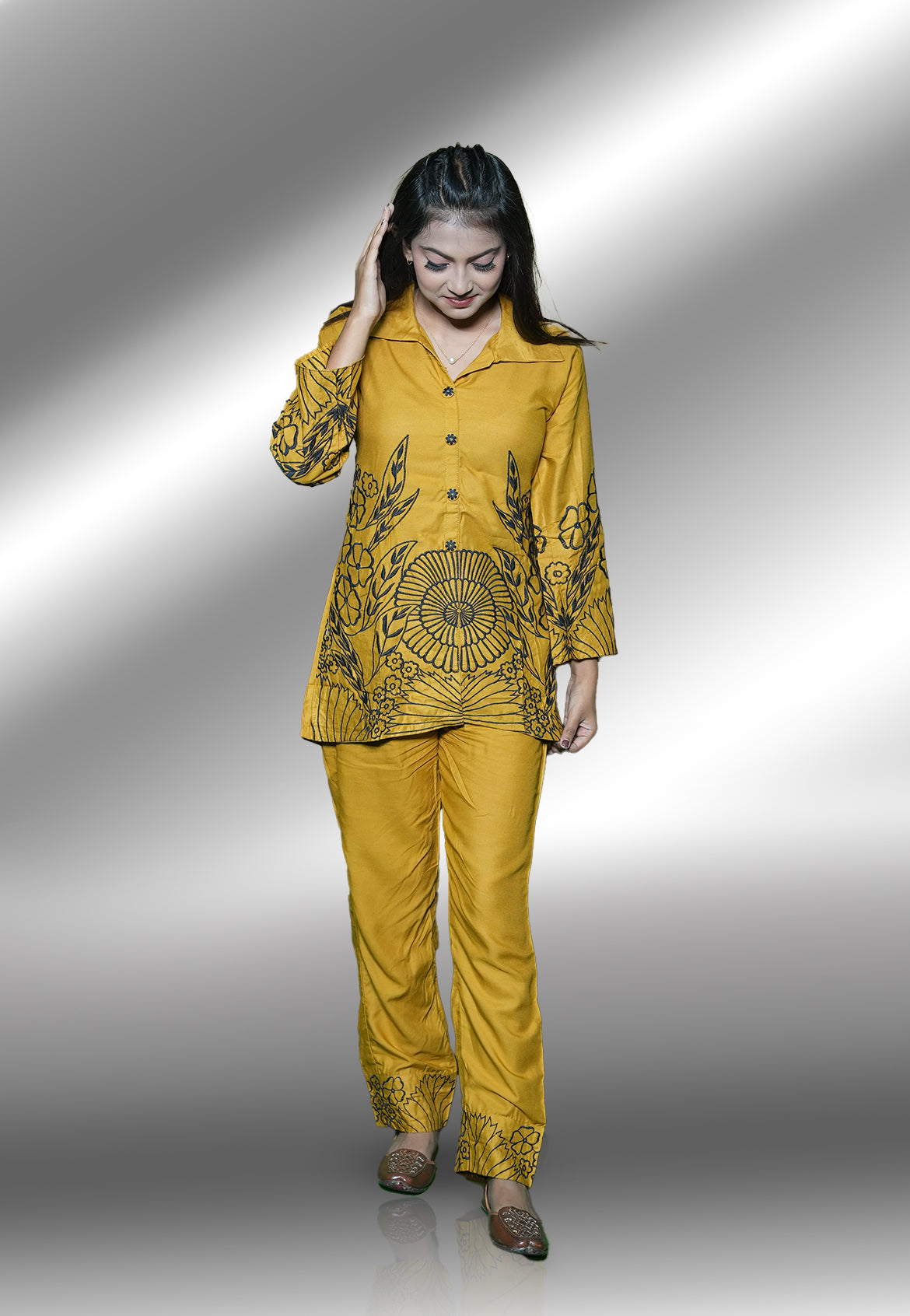 VAMIKA COLLARED HEAVY RAYON READYMADE WESTERN CORD SET
