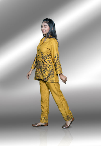 VAMIKA COLLARED HEAVY RAYON READYMADE WESTERN CORD SET